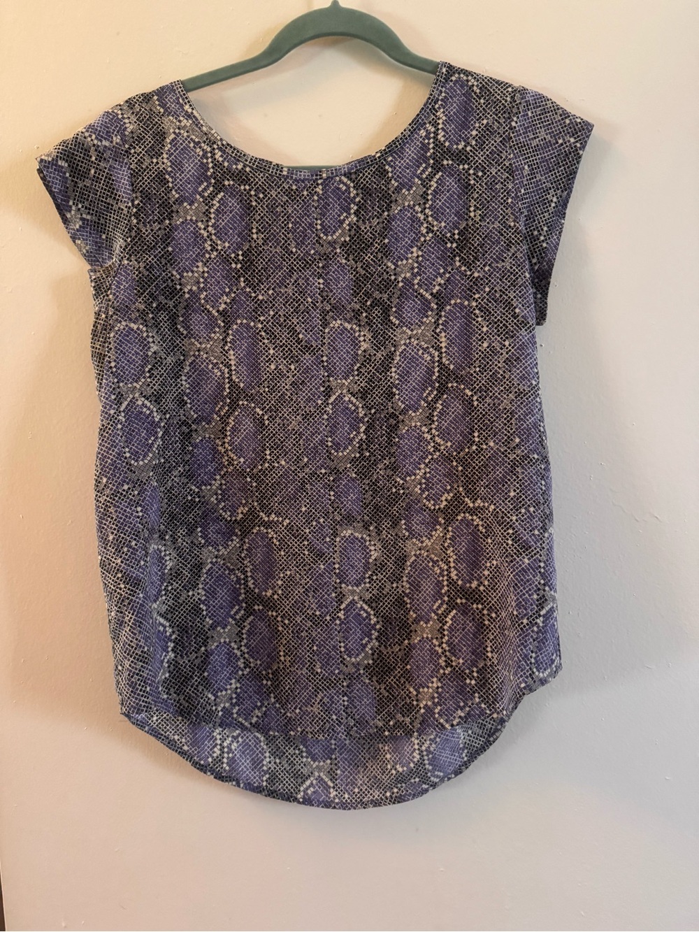 Joie Purple Snake-Print Cap Sleeve Blouse